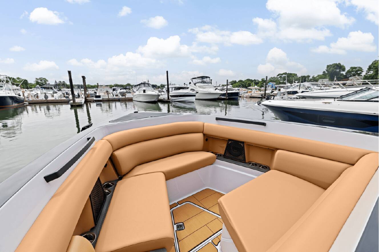 A photo of this 2024 Aviara AV32