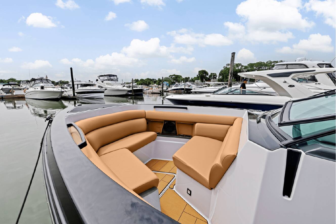 A photo of this 2024 Aviara AV32
