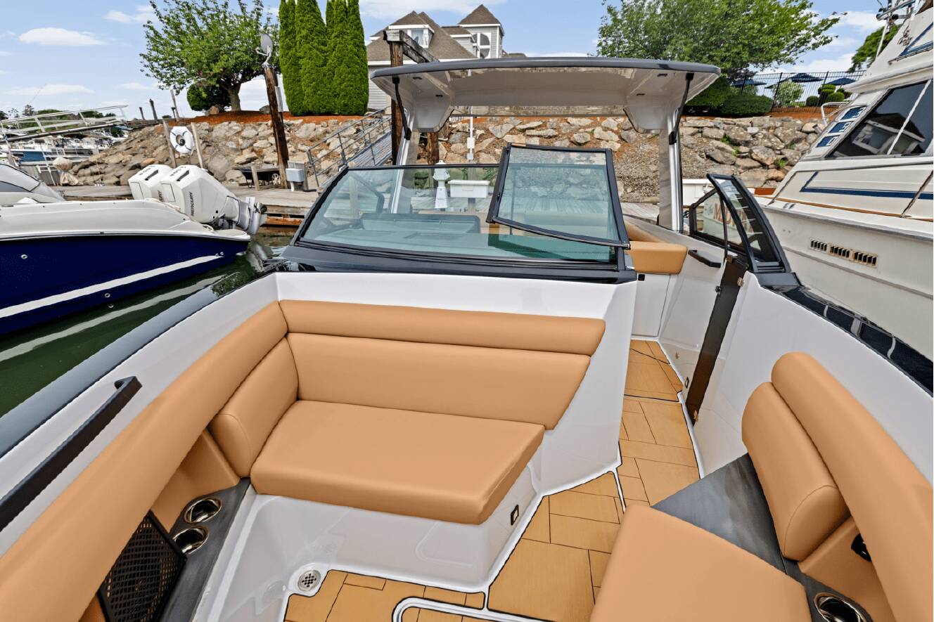 A photo of this 2024 Aviara AV32