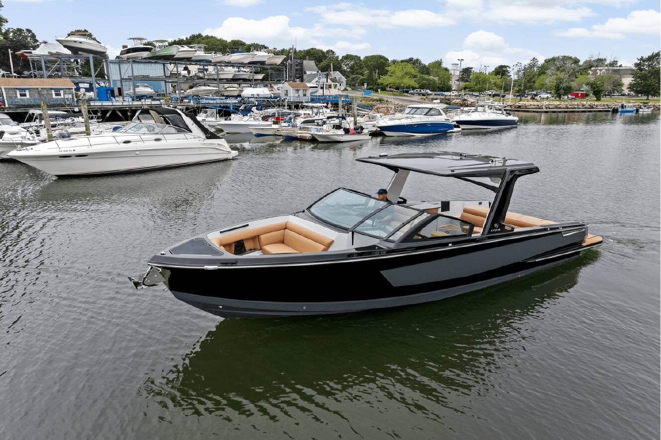 A photo of this 2024 Aviara AV32
