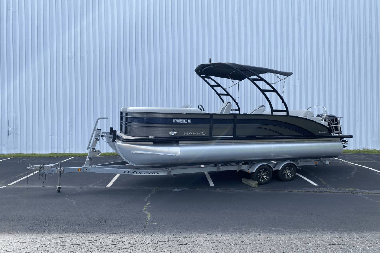A photo of this 2022 Harris Sunliner 230 Sport