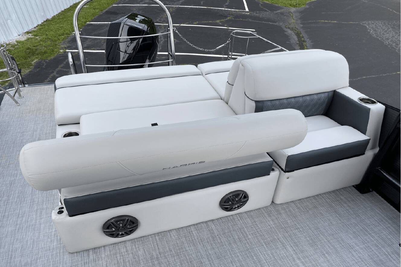 A photo of this 2022 Harris Sunliner 230 Sport