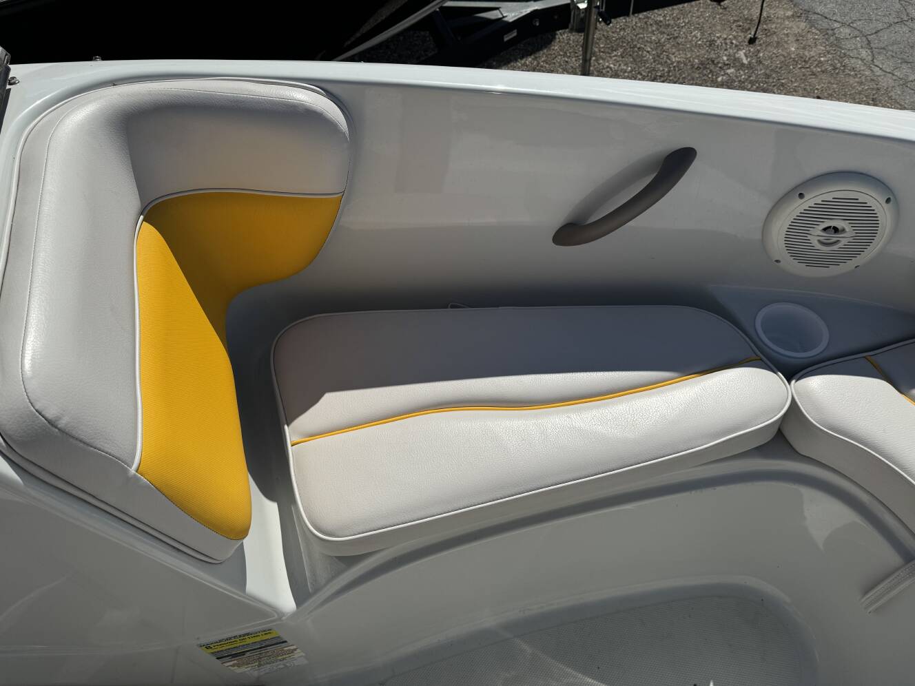 A photo of this 2015 Crownline 19SS