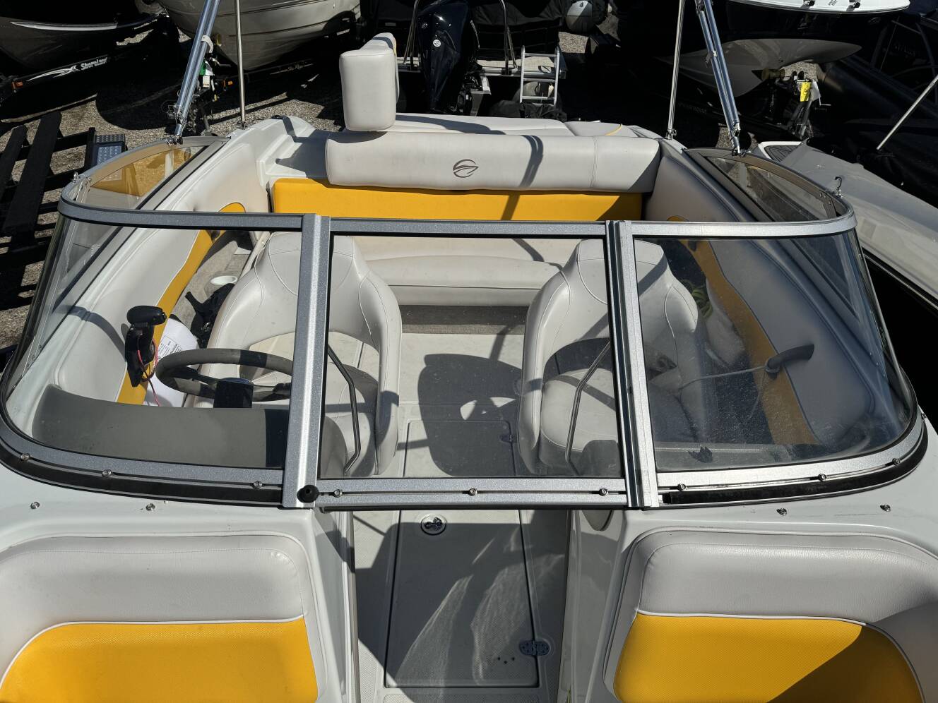 A photo of this 2015 Crownline 19SS