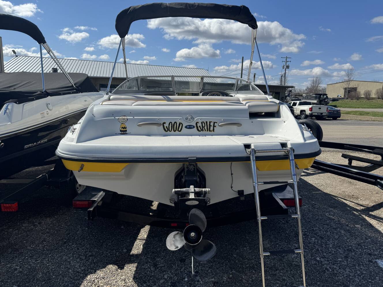 A photo of this 2015 Crownline 19SS