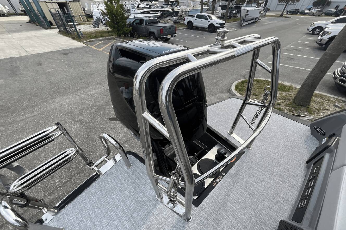 A photo of this 2024 Harris Crowne 250