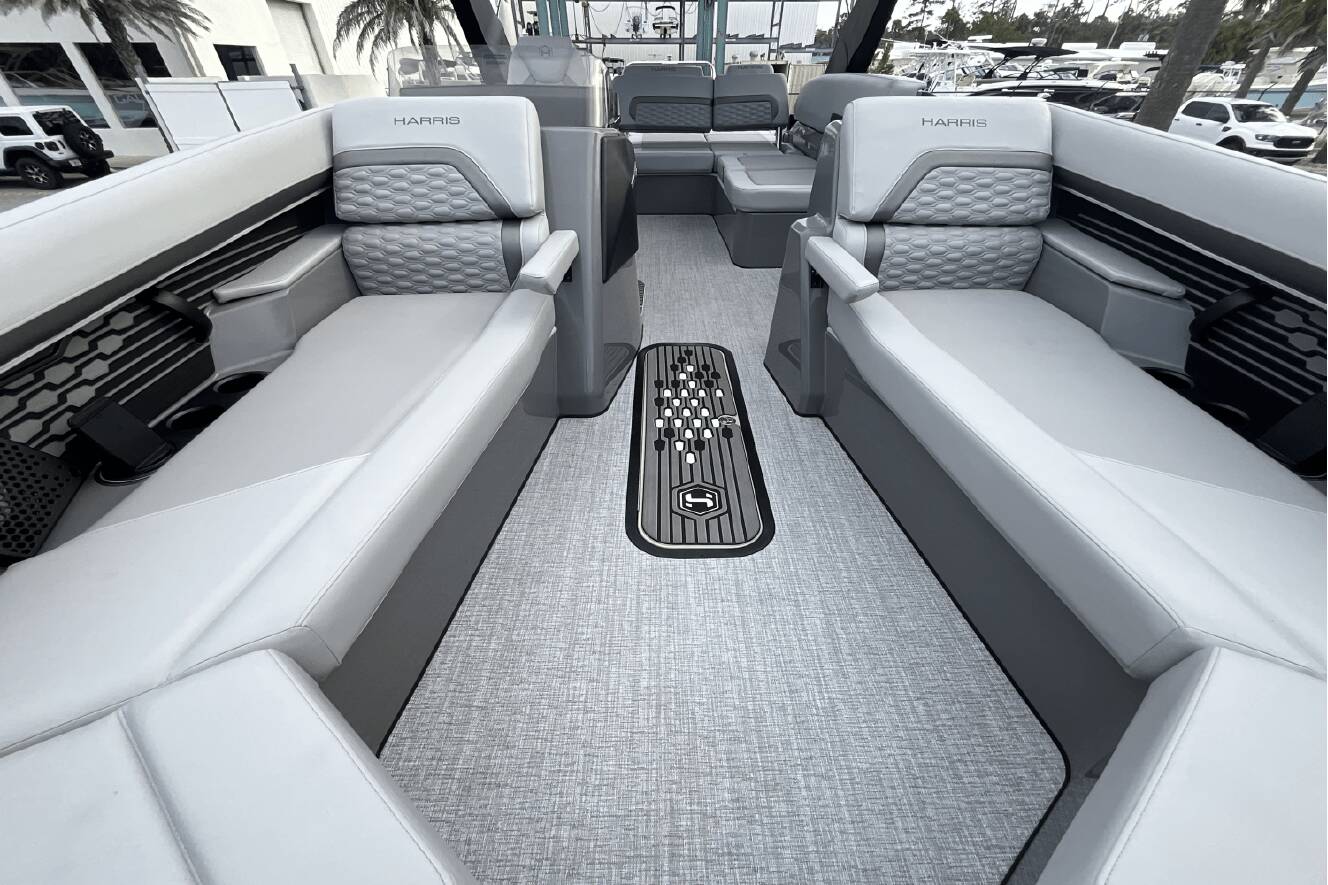 A photo of this 2024 Harris Crowne 250