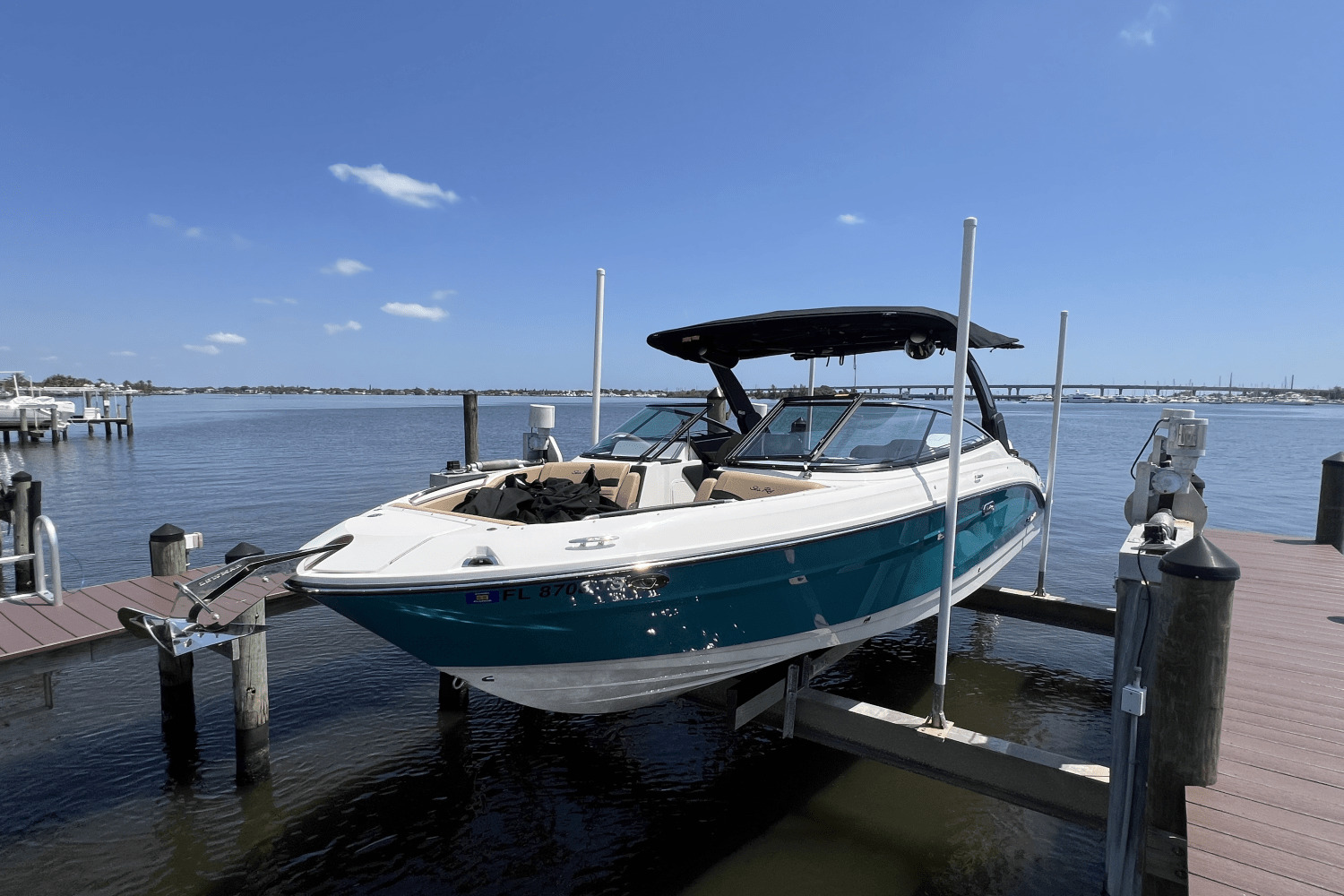 2024 Sea Ray 280 SLX OUTBOARD W 230 in stuart FL