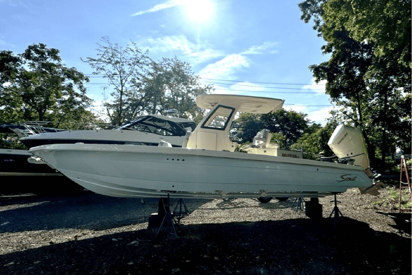 A photo of this 2025 Scout 281 XSS