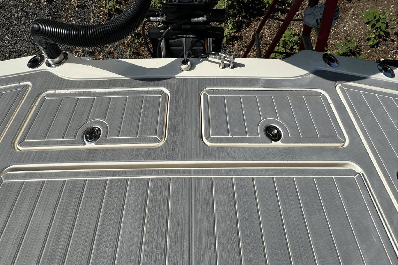 A photo of this 2025 Scout 281 XSS