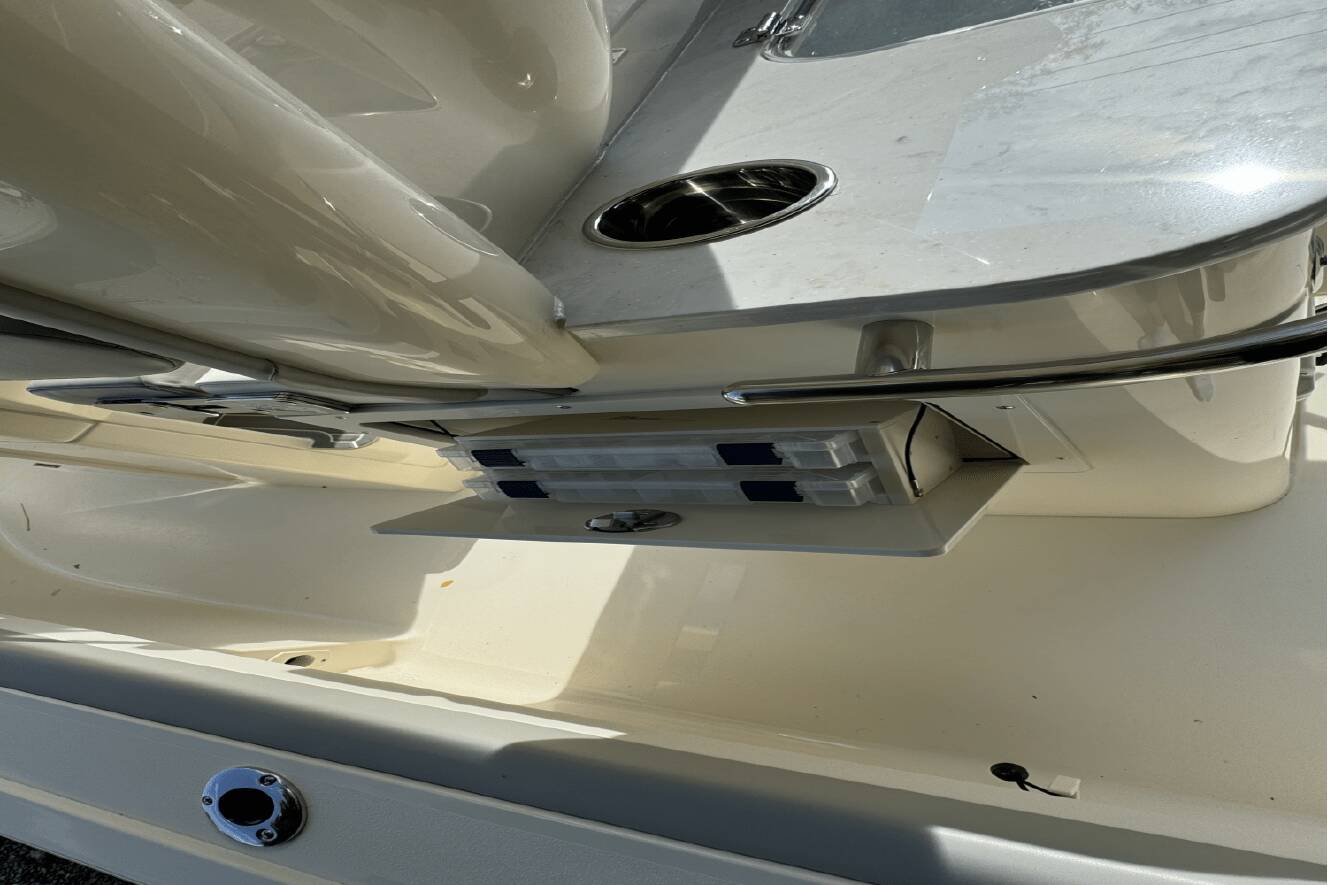 A photo of this 2025 Scout 281 XSS
