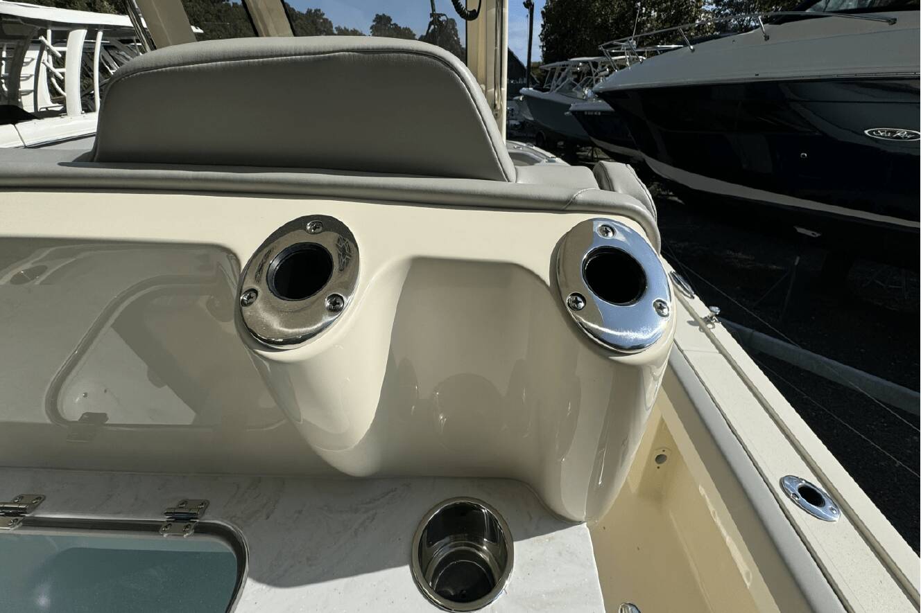 A photo of this 2025 Scout 281 XSS