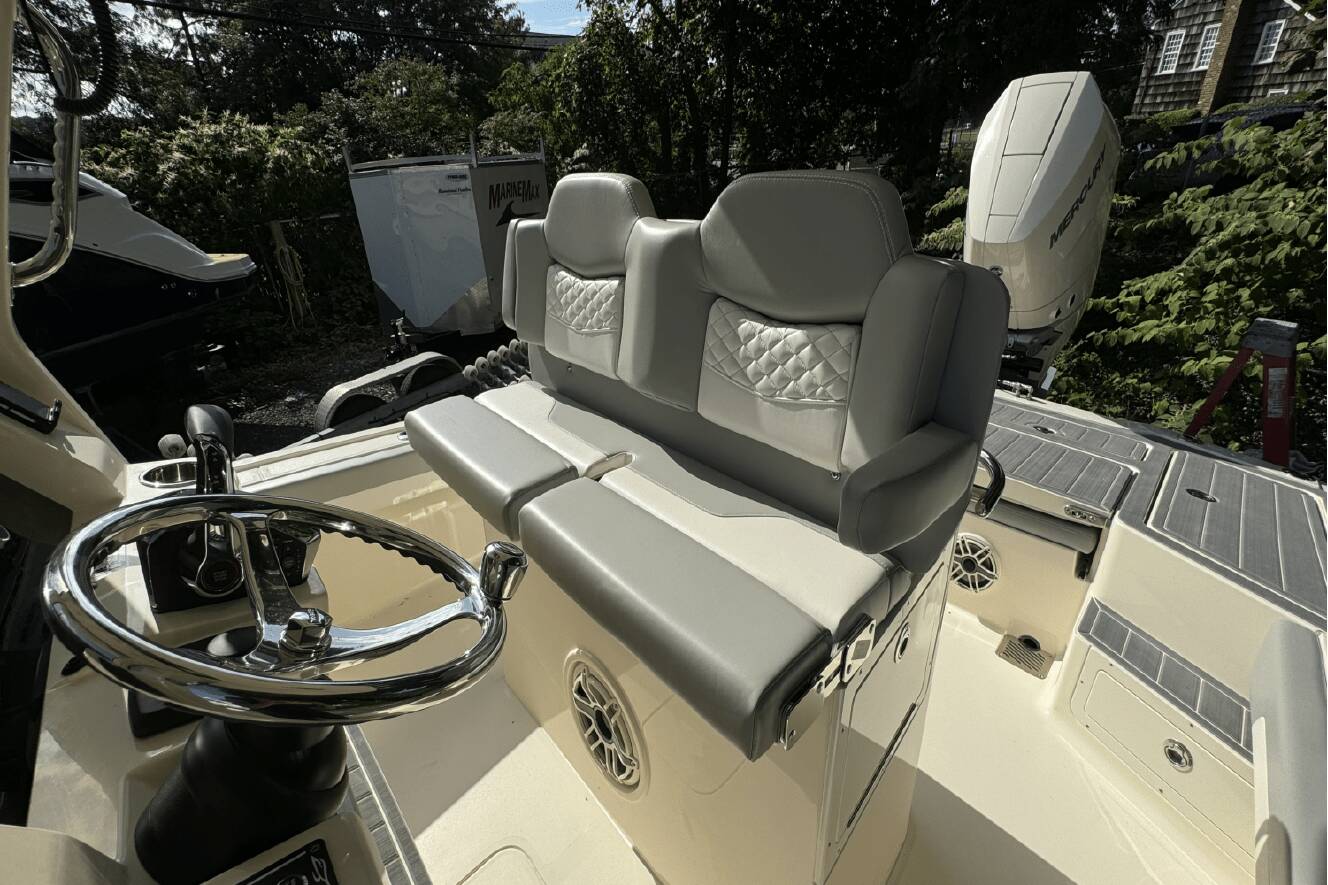 A photo of this 2025 Scout 281 XSS