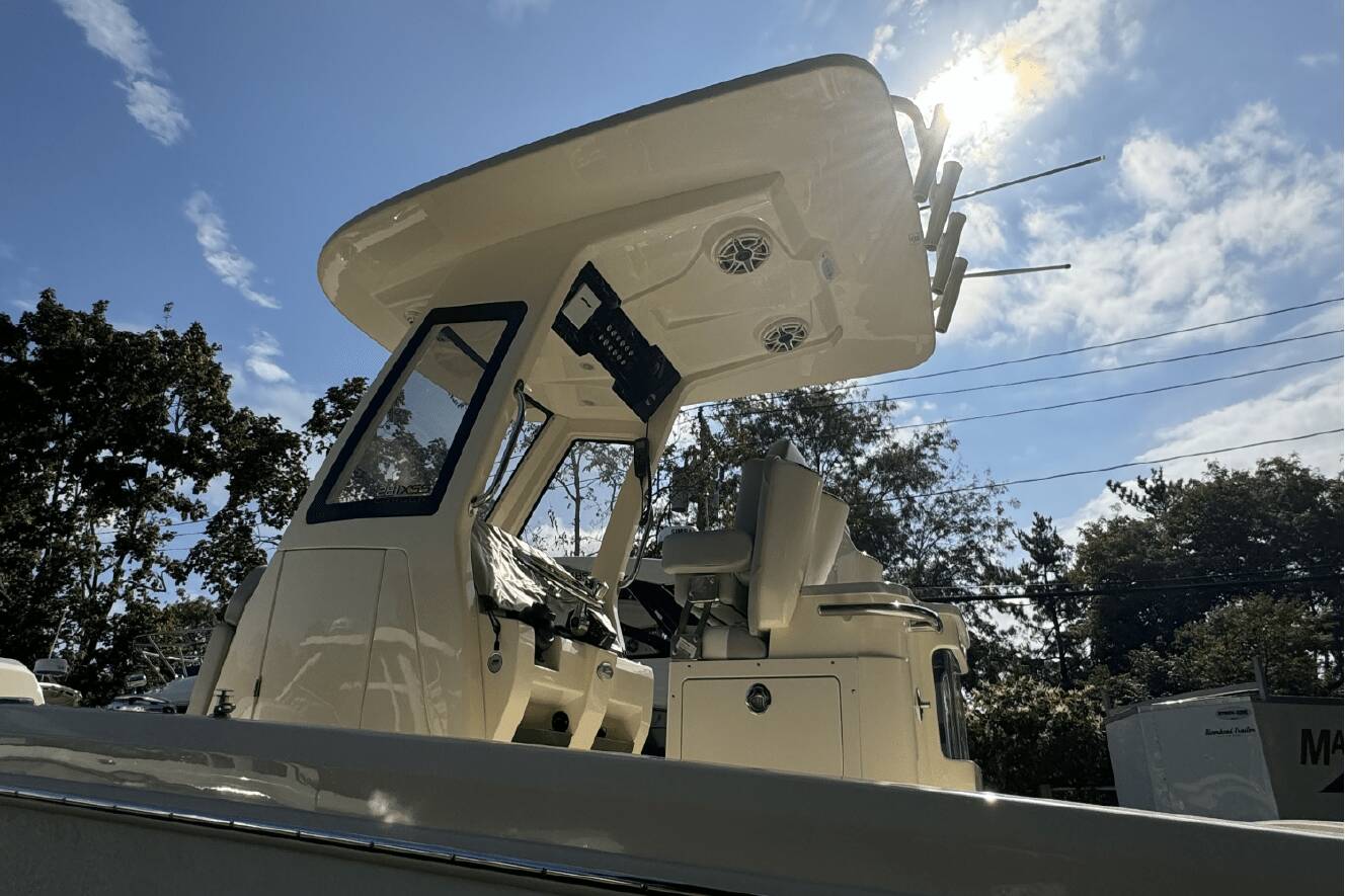 A photo of this 2025 Scout 281 XSS