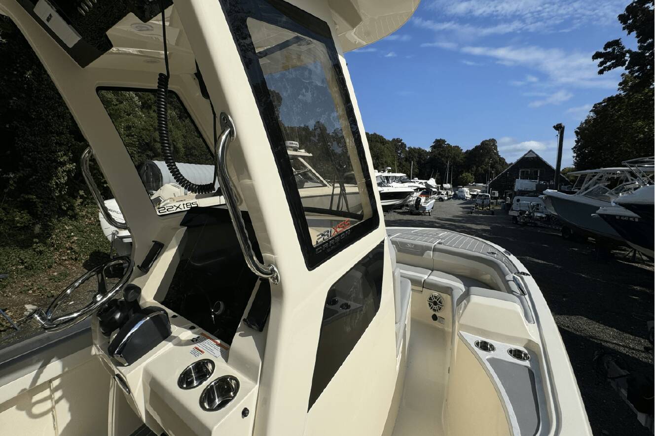 A photo of this 2025 Scout 281 XSS
