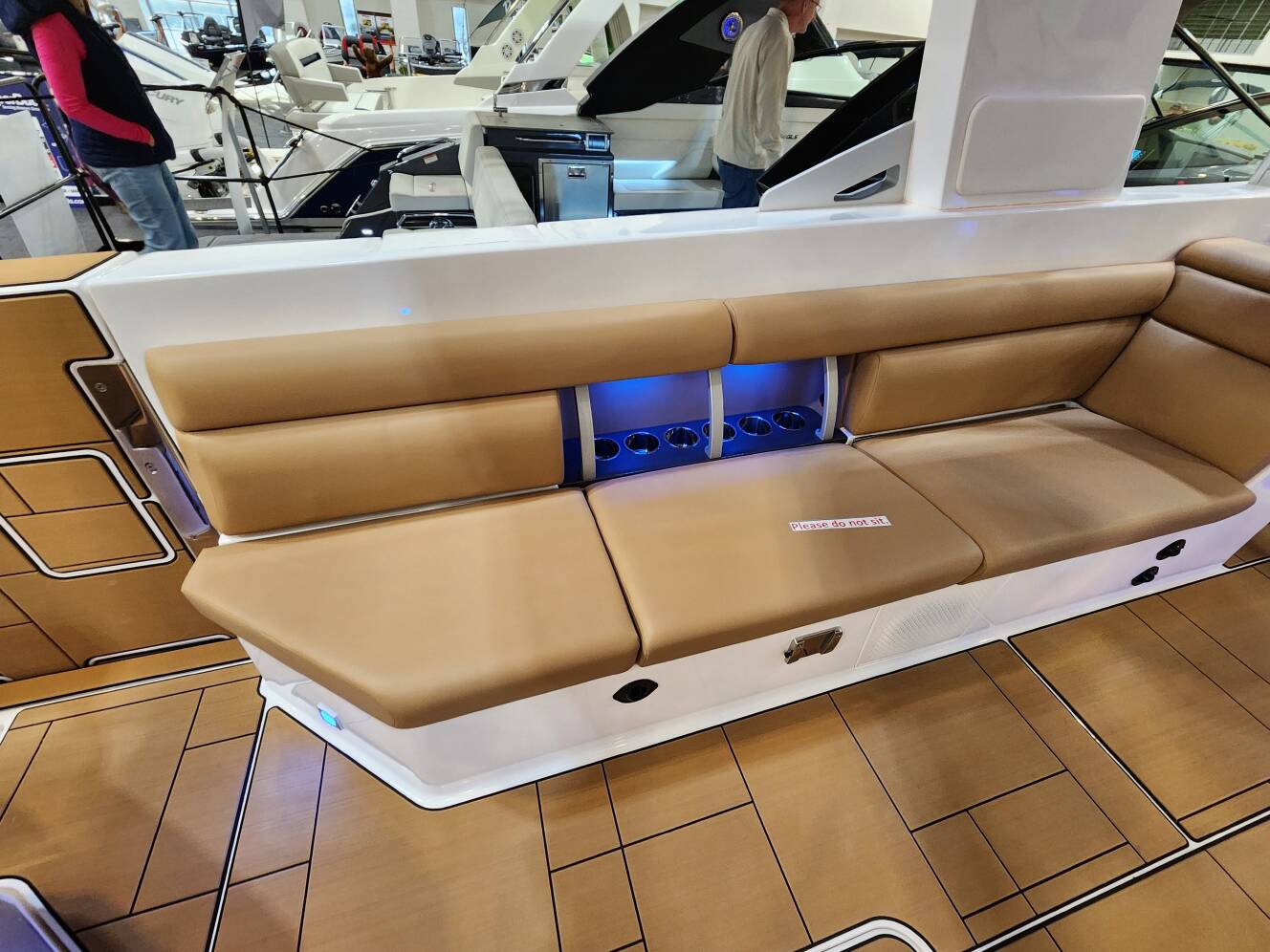 A photo of this 2024 Aviara AV40