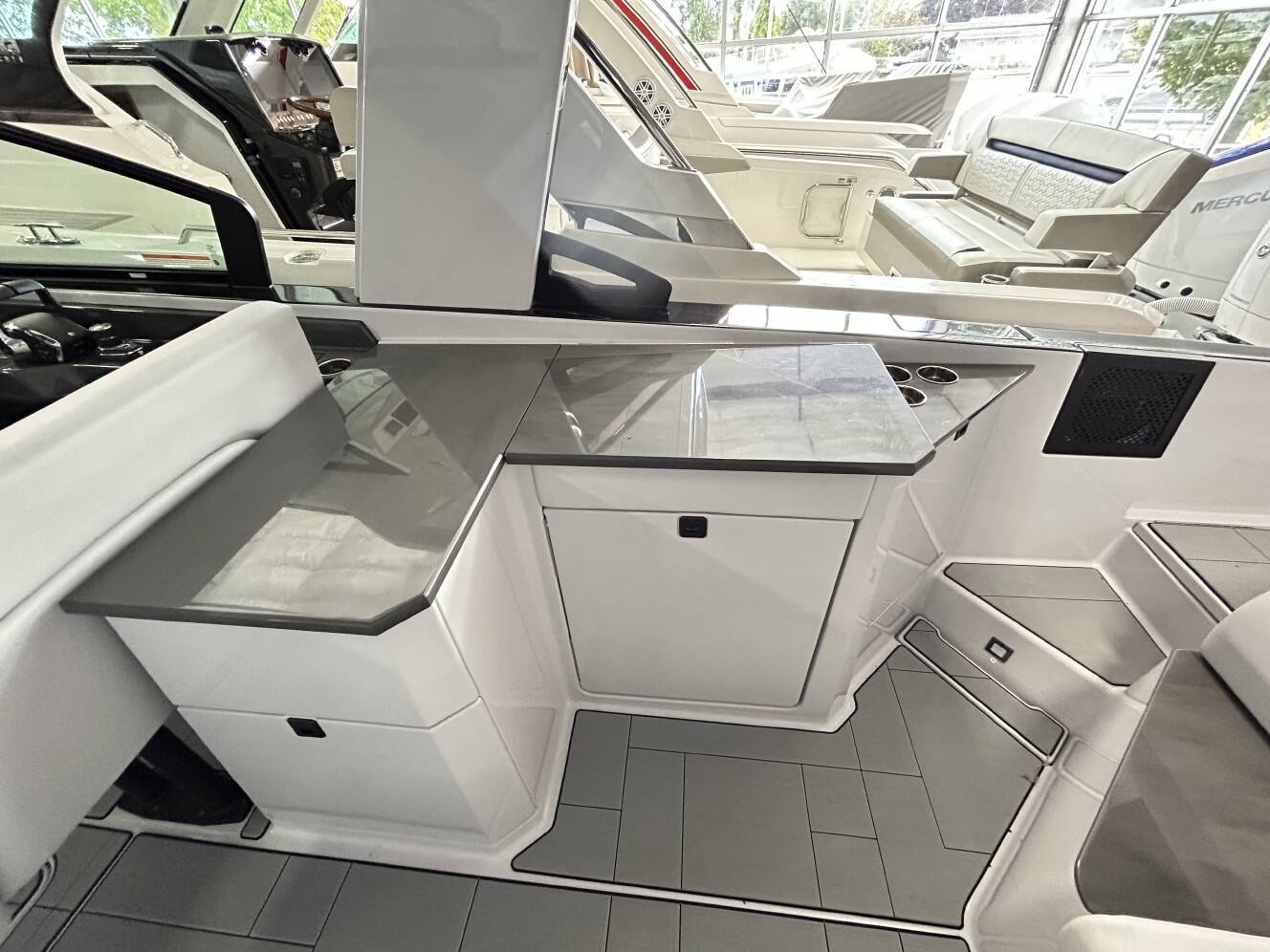 A photo of this 2024 Aviara AV32 Outboard
