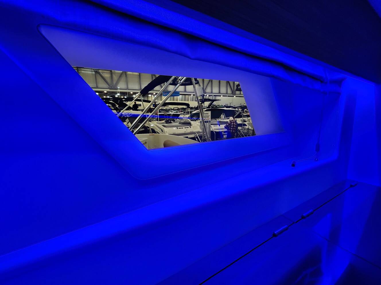 A photo of this 2024 Aviara AV40
