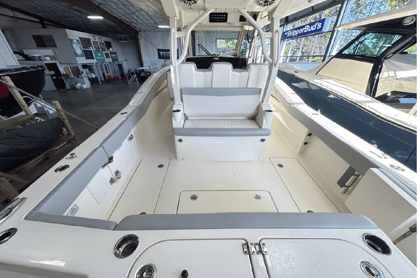 A photo of this 2025 Scout 357 LXF