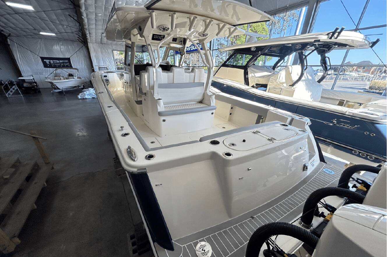 A photo of this 2025 Scout 357 LXF