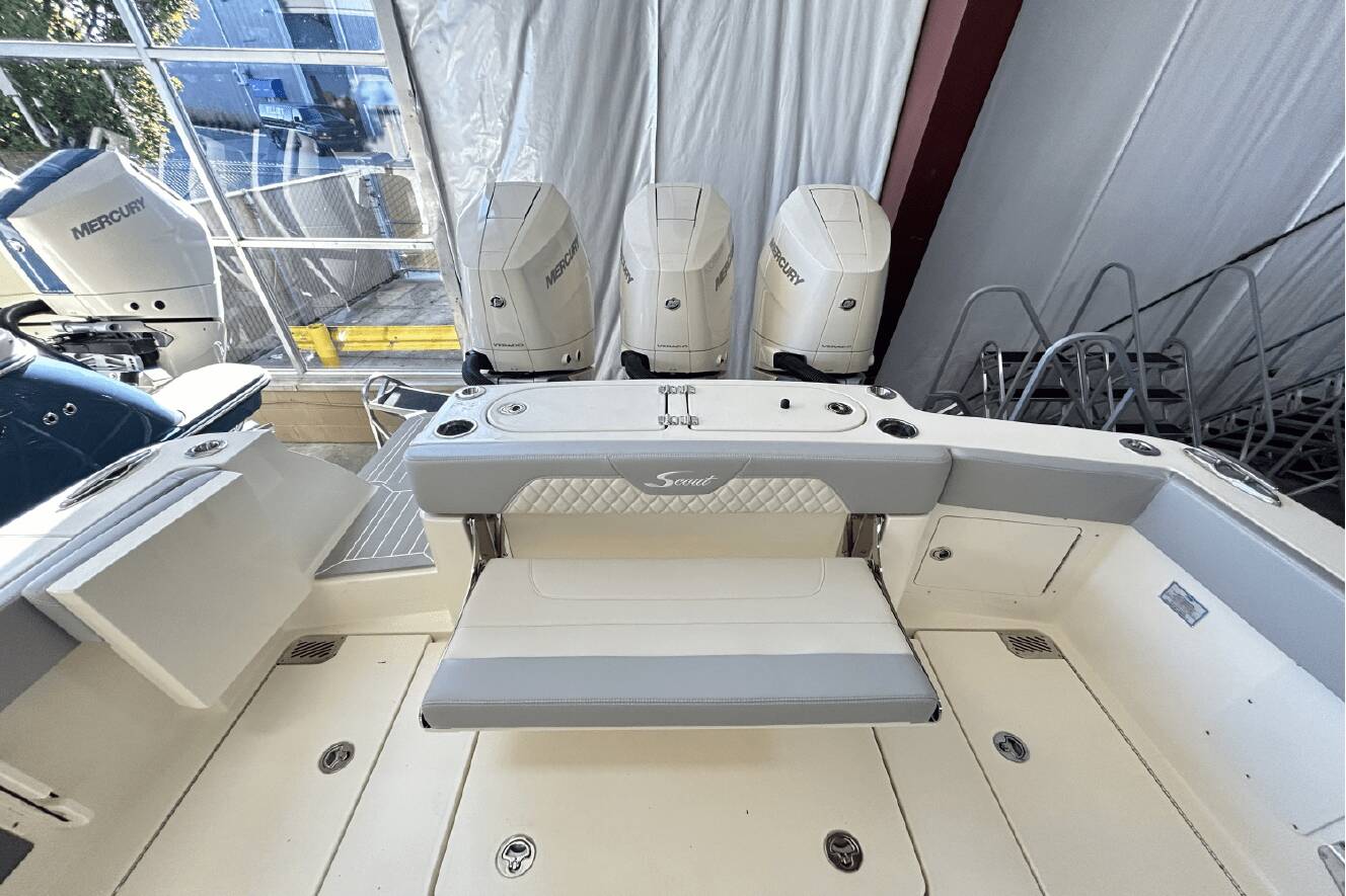 A photo of this 2025 Scout 357 LXF