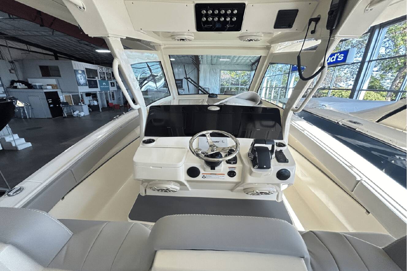A photo of this 2025 Scout 357 LXF
