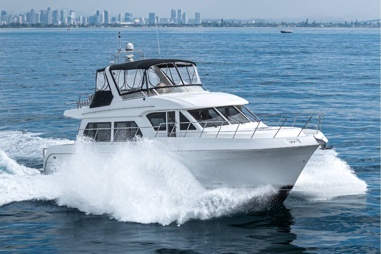 A photo of this 2006 Navigator 5100