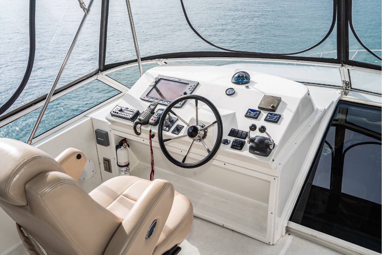 A photo of this 2006 Navigator 5100