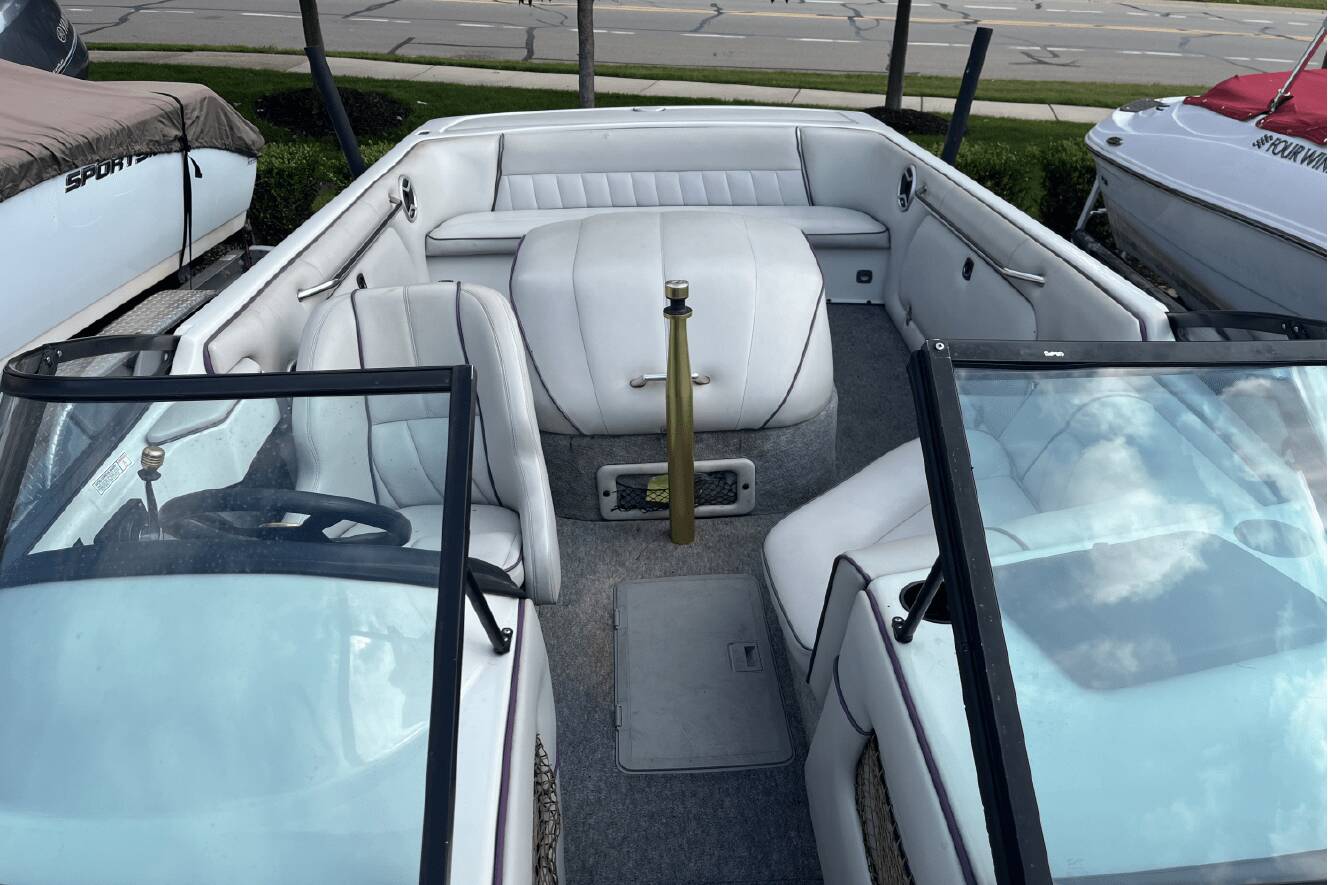 A photo of this 1997 Mb Sport BOSS 210 MB