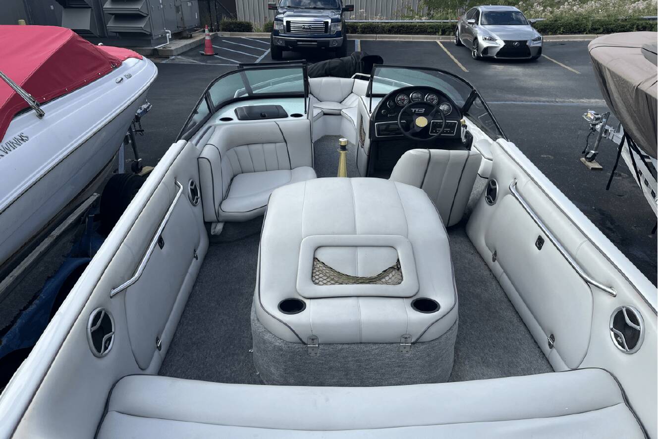 A photo of this 1997 Mb Sport BOSS 210 MB