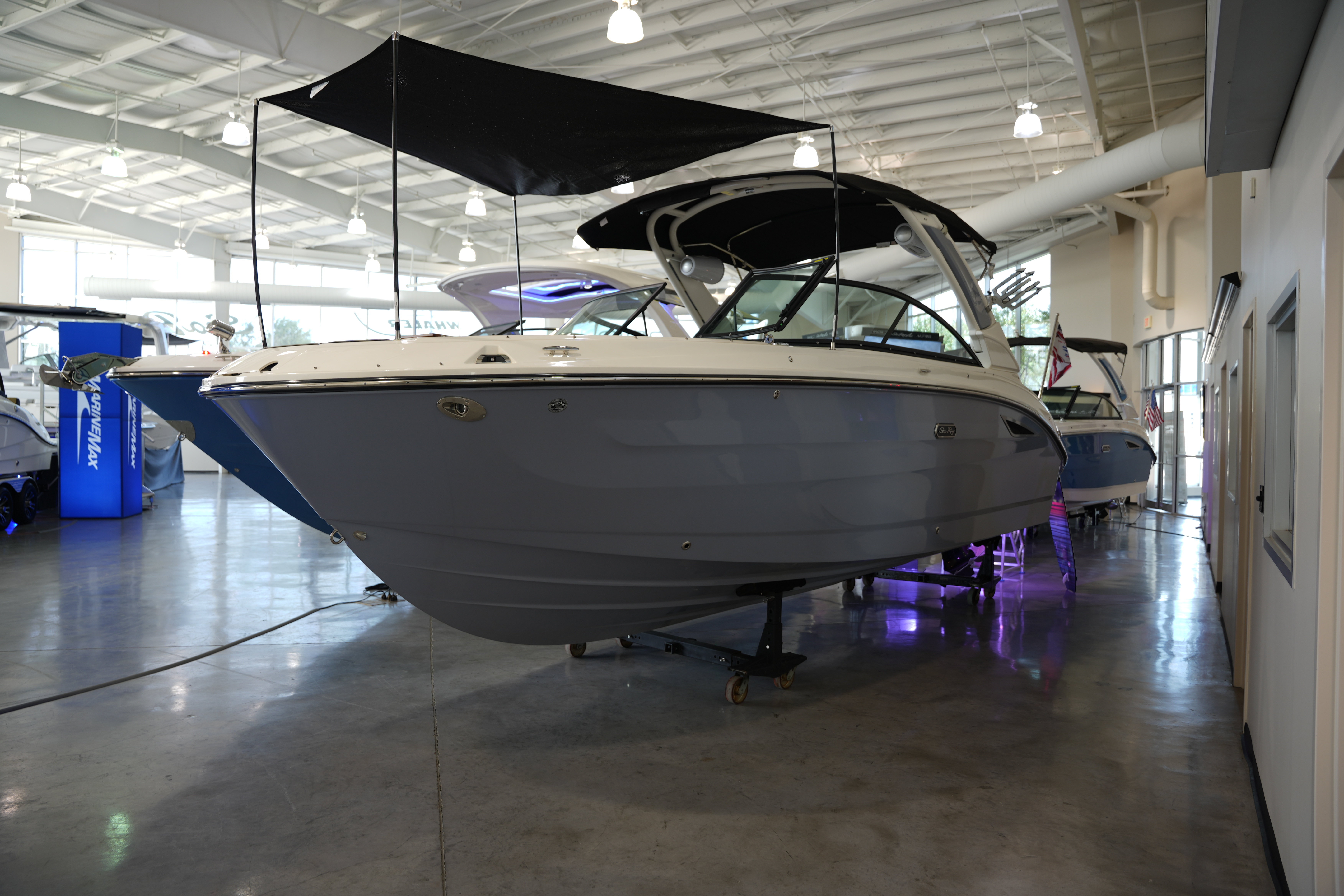 2025 Sea Ray 250 SDX 290 OUTBOARD in lewisville TX