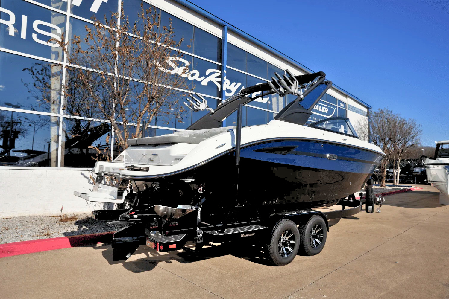 2025 Sea Ray SDX 250 Surf 290 OUTBOARD in lewisville TX