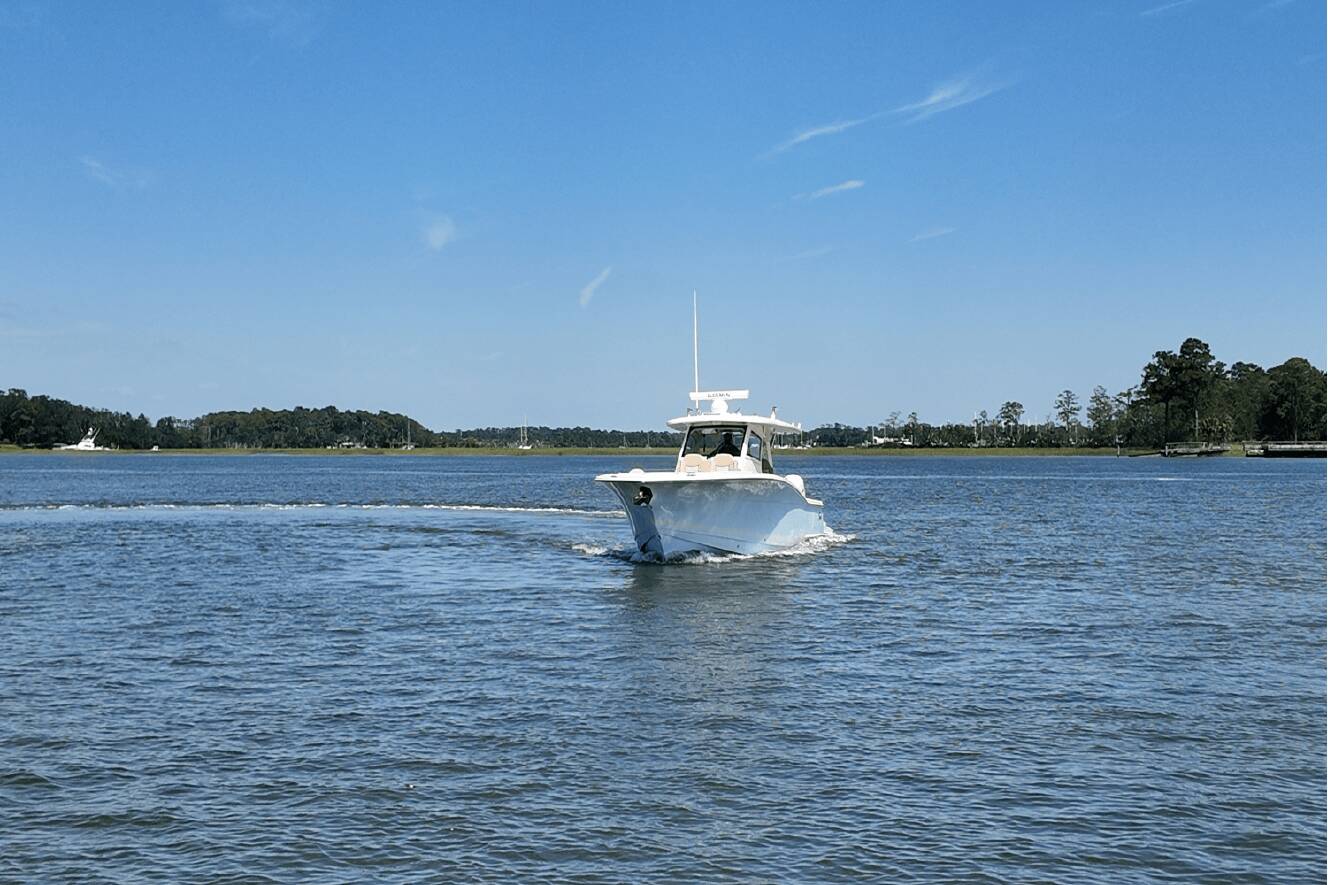 A photo of this 2025 Scout 377 LXF