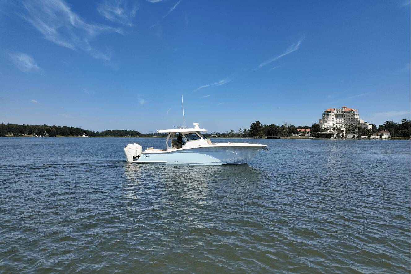 A photo of this 2025 Scout 377 LXF