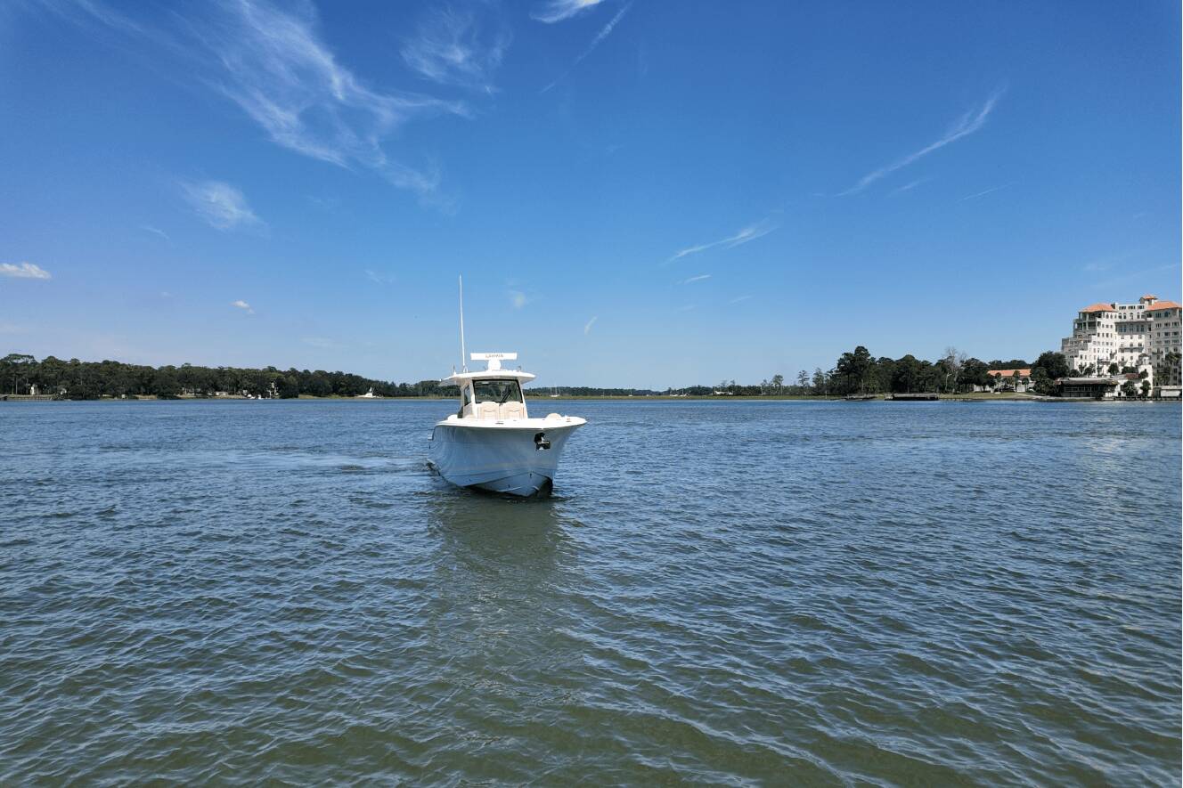 A photo of this 2025 Scout 377 LXF