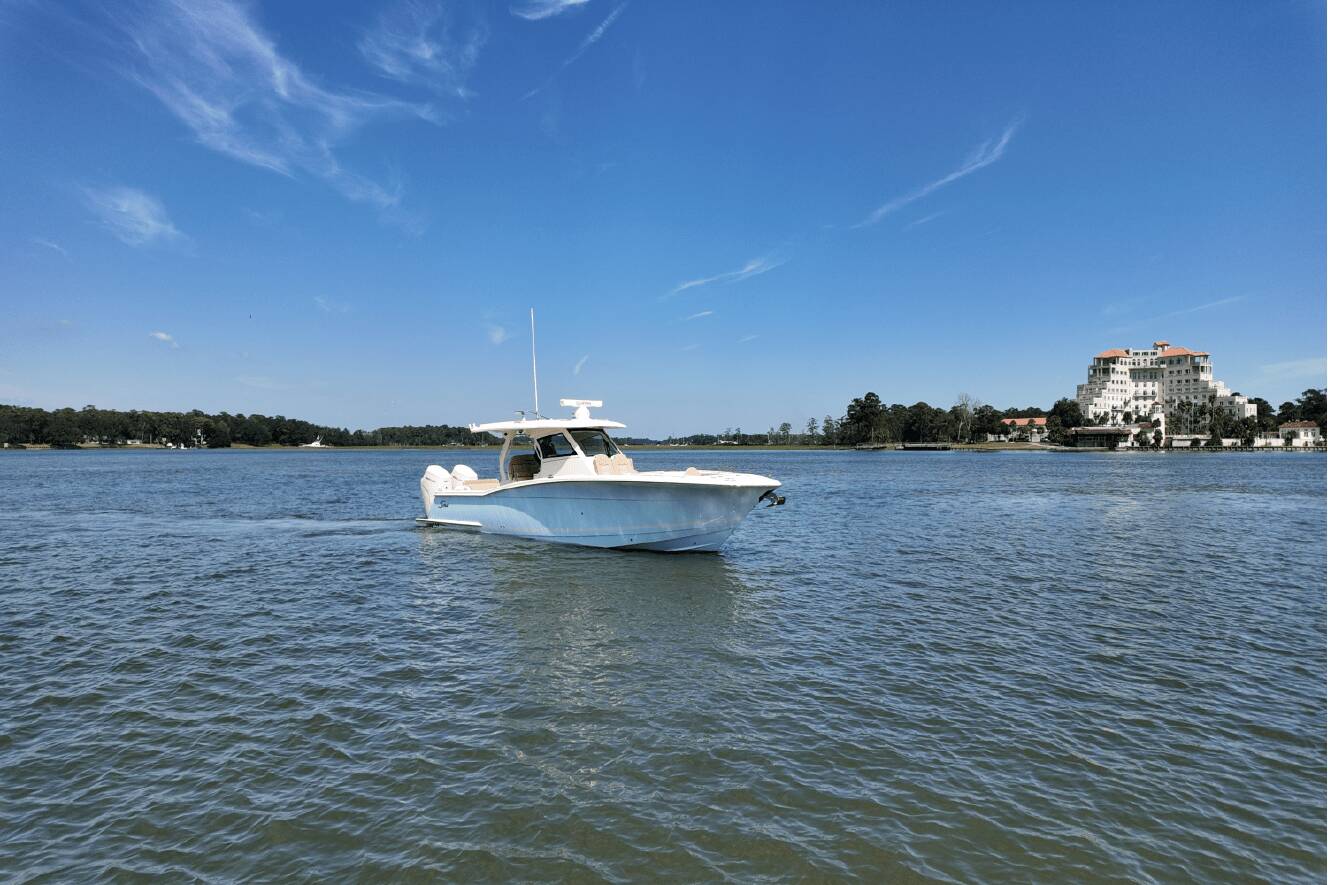 A photo of this 2025 Scout 377 LXF