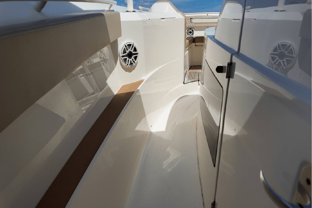 A photo of this 2025 Scout 377 LXF