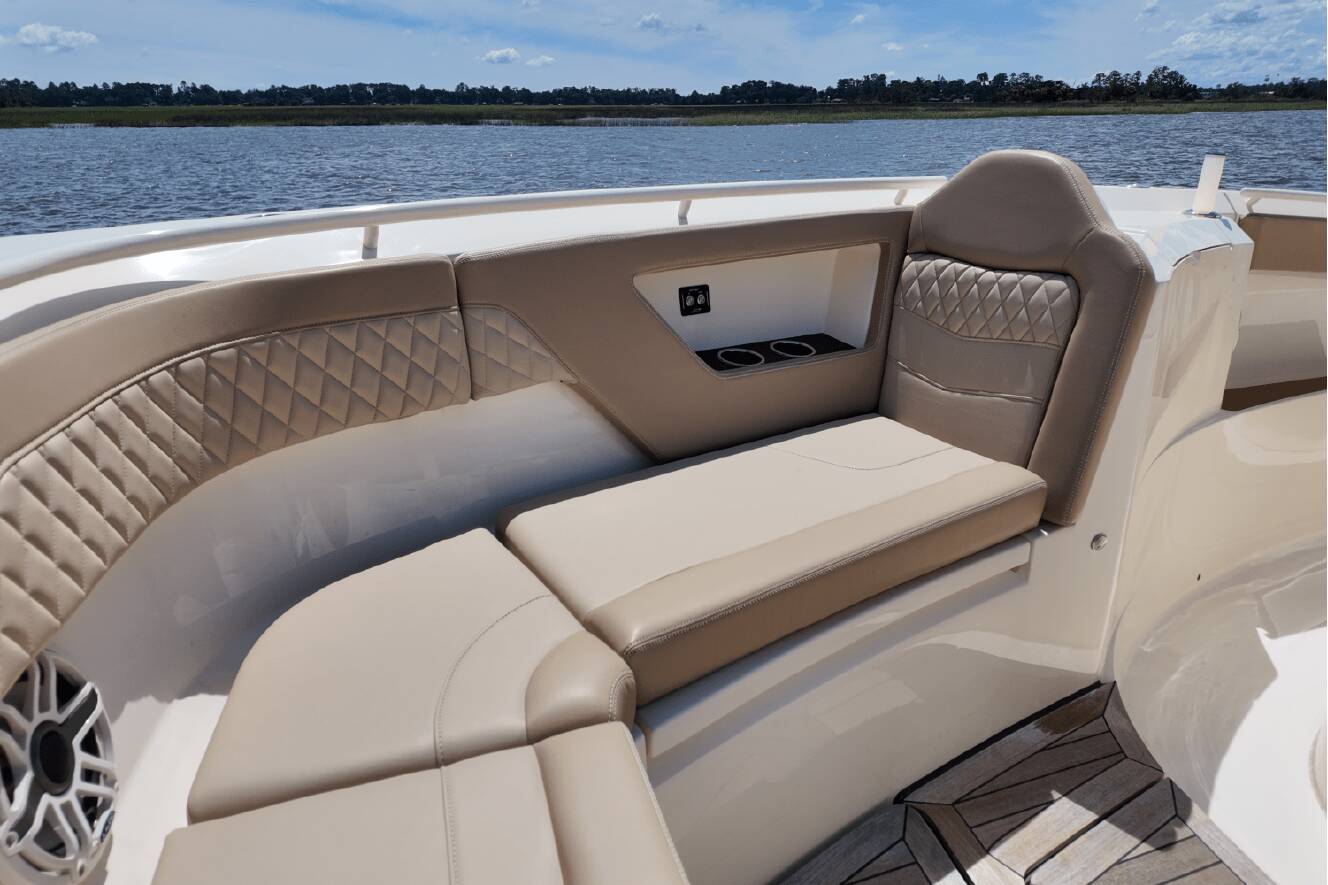 A photo of this 2025 Scout 377 LXF