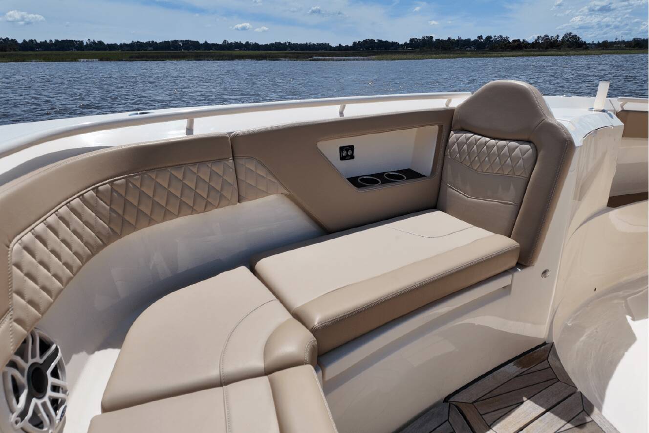 A photo of this 2025 Scout 377 LXF