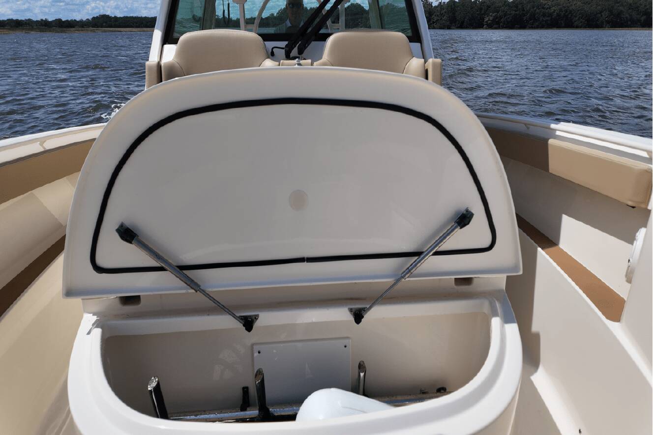 A photo of this 2025 Scout 377 LXF