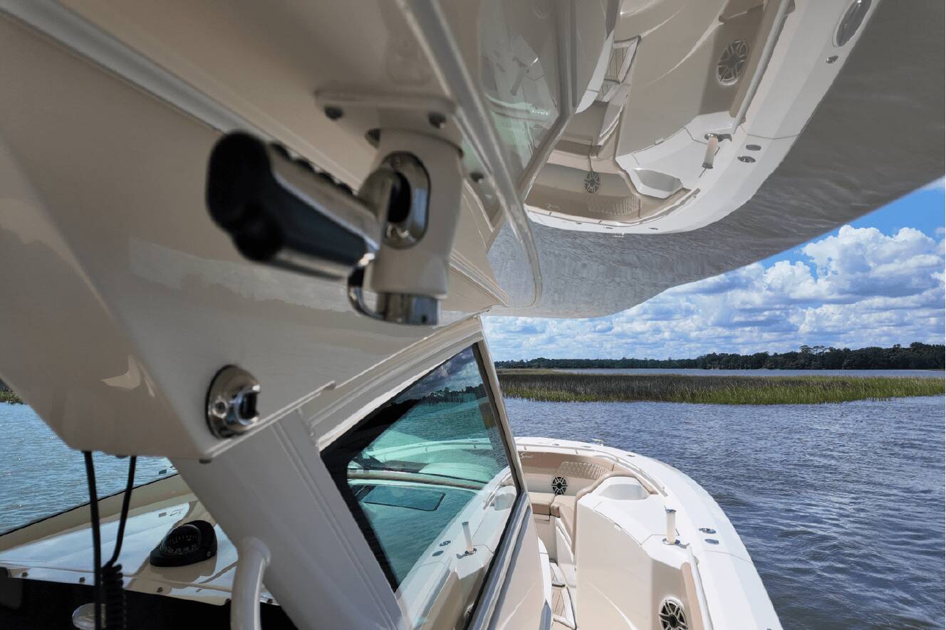 A photo of this 2025 Scout 377 LXF