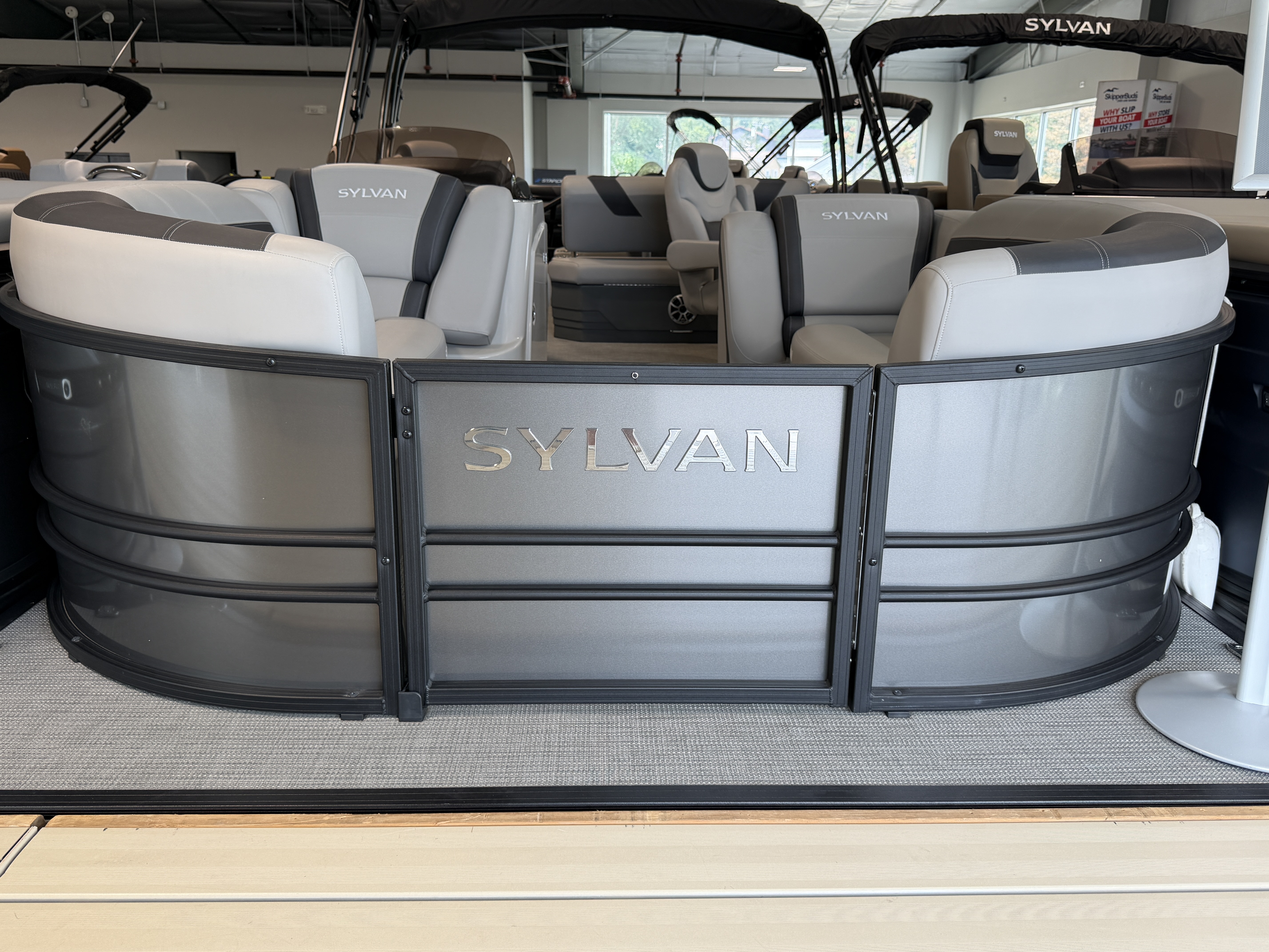 2025 Sylvan L5 DLZ BAR in waterford MI