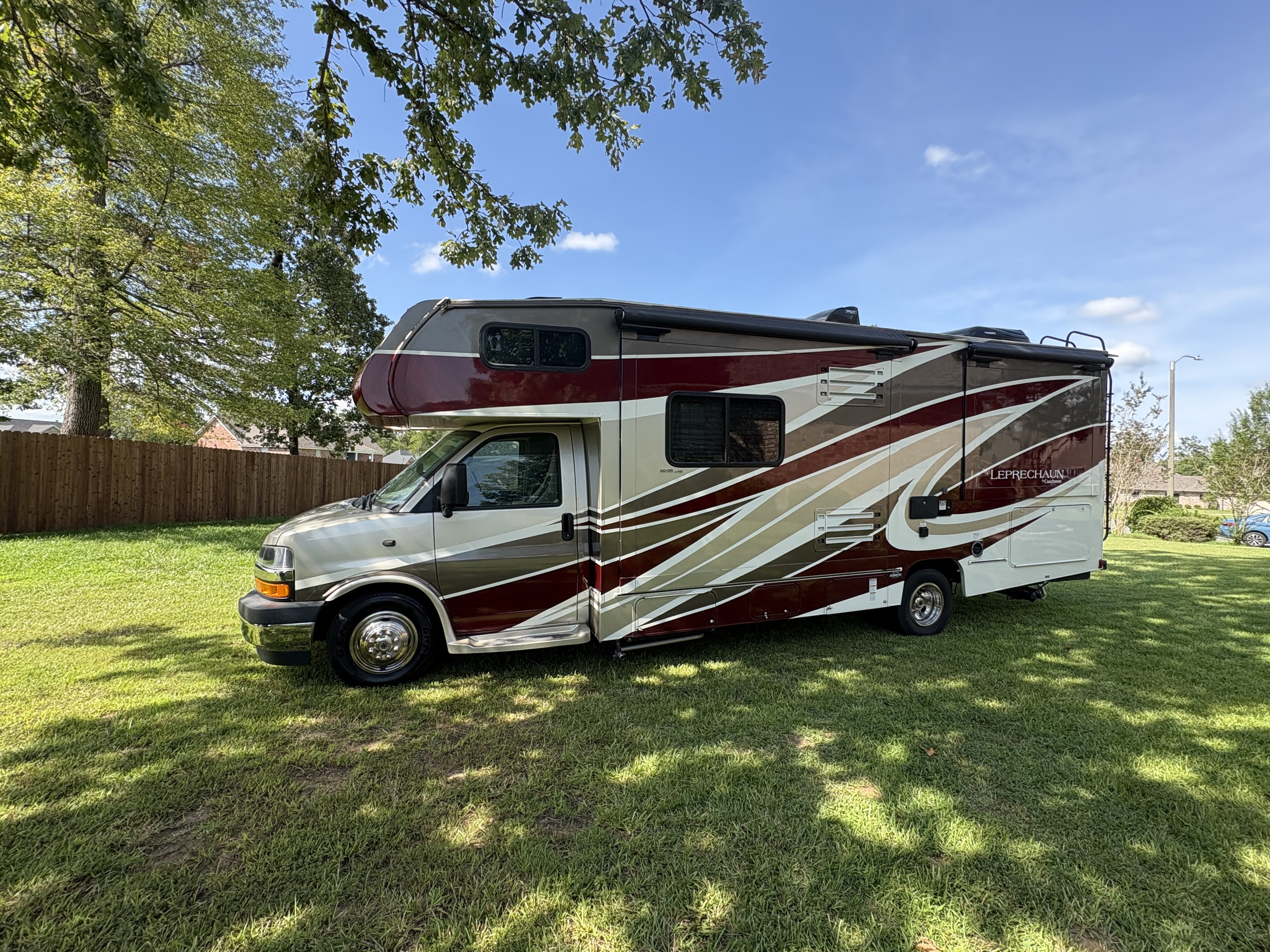 2021 Coachmen LEPRECHAUN 260DS in haughton LA