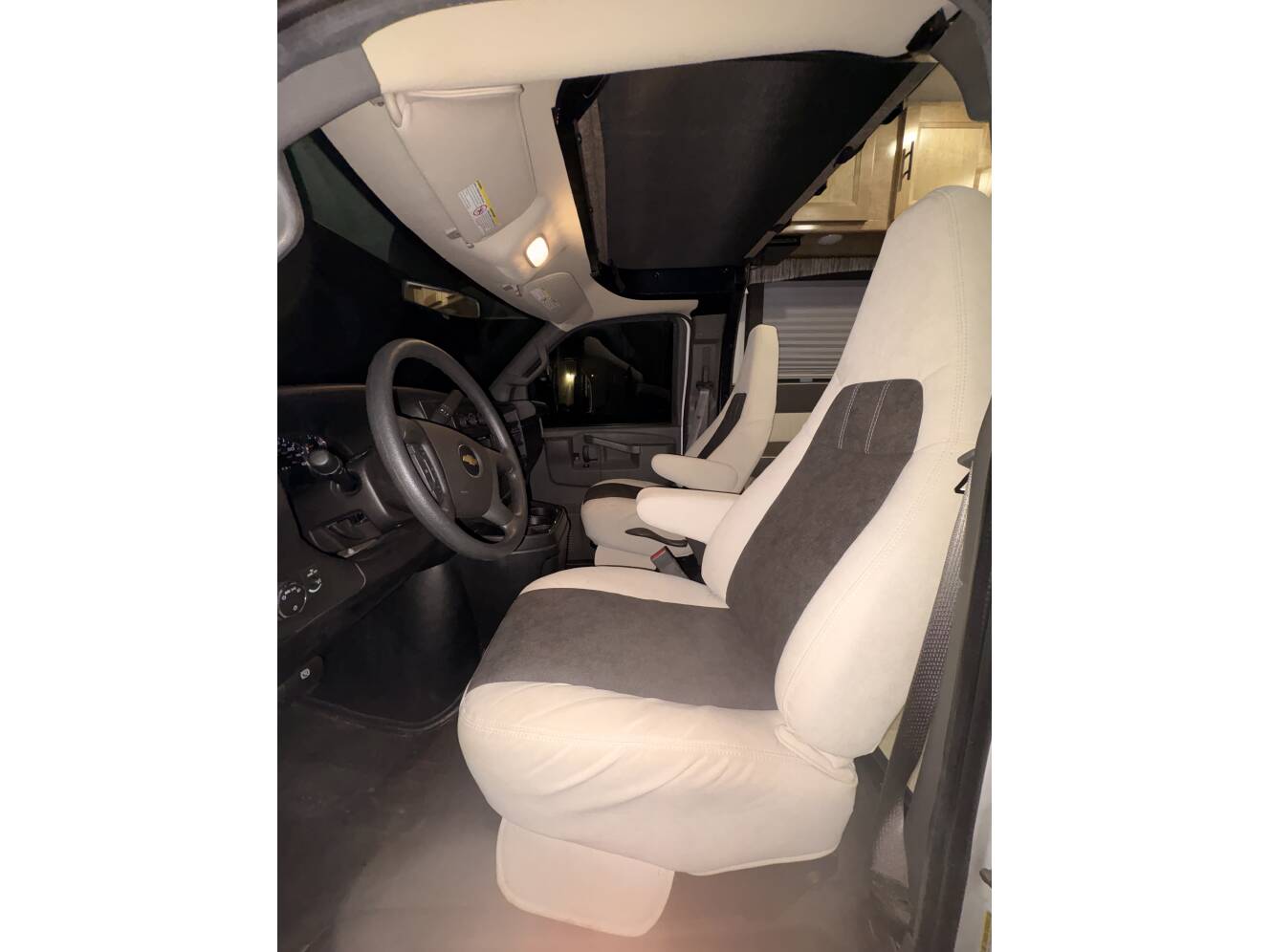 A photo of this 2021 Coachmen LEPRECHAUN 260DS