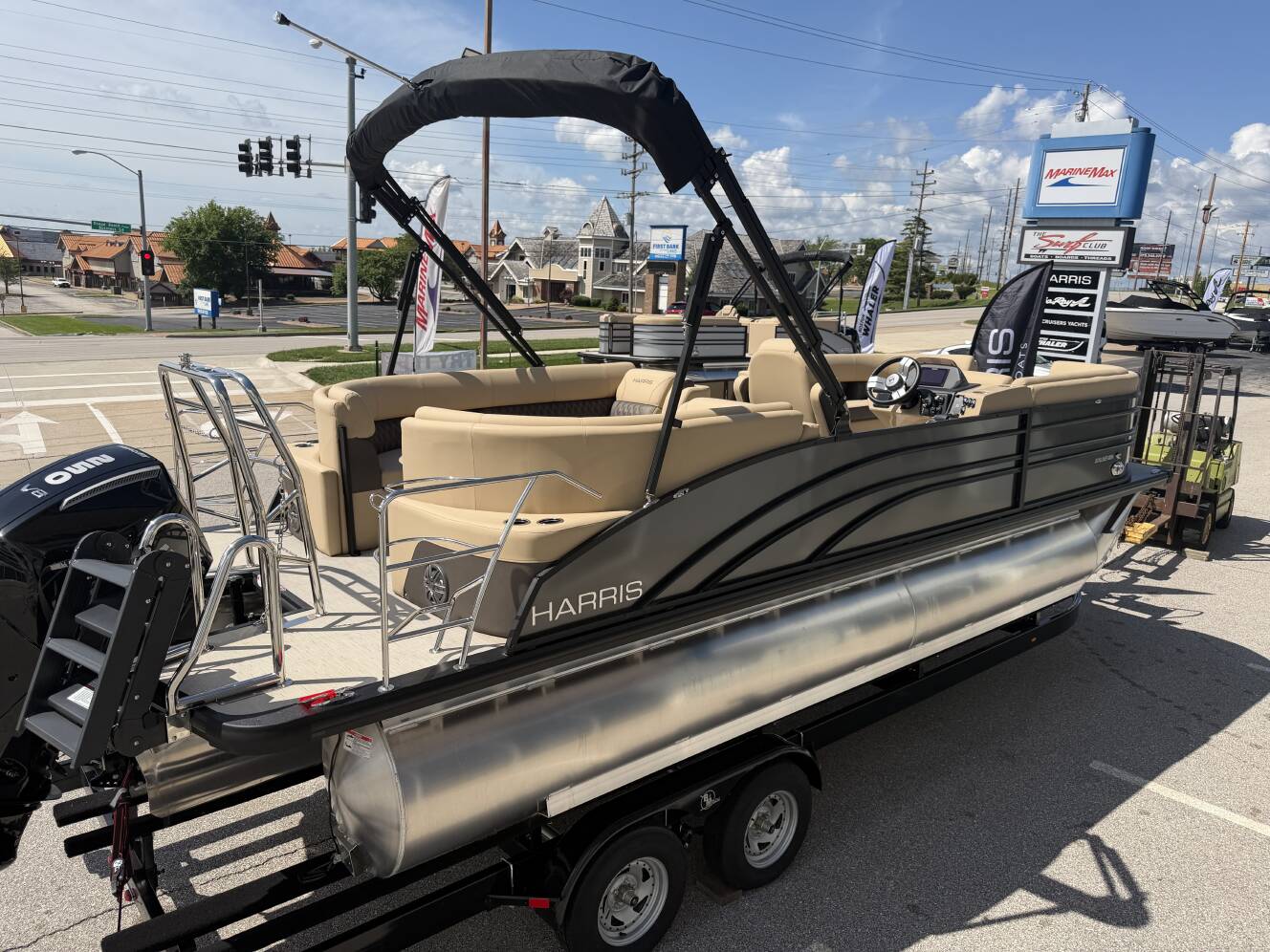 A photo of this 2025 Harris 230 Sunliner