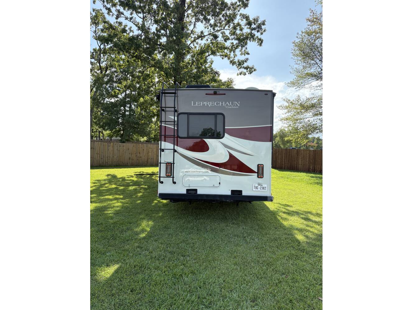 A photo of this 2021 Coachmen LEPRECHAUN 260DS