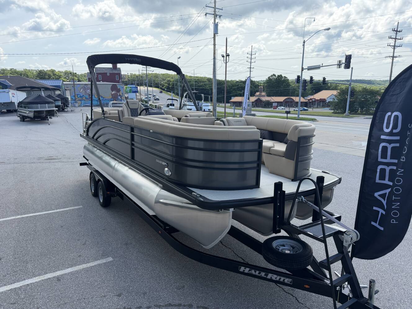 A photo of this 2025 Harris 230 Sunliner