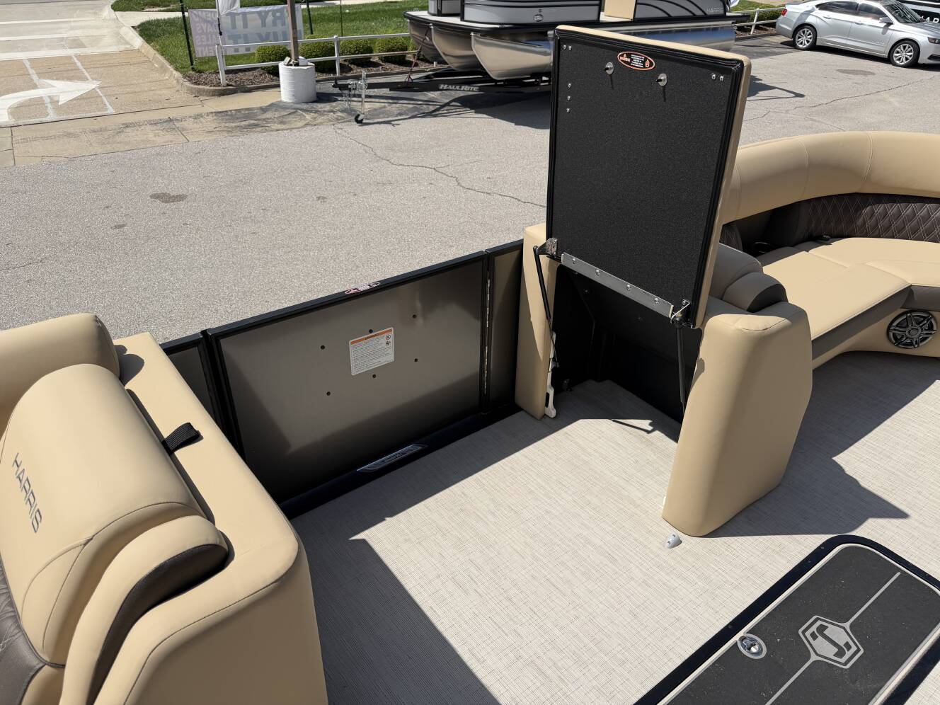 A photo of this 2025 Harris 230 Sunliner