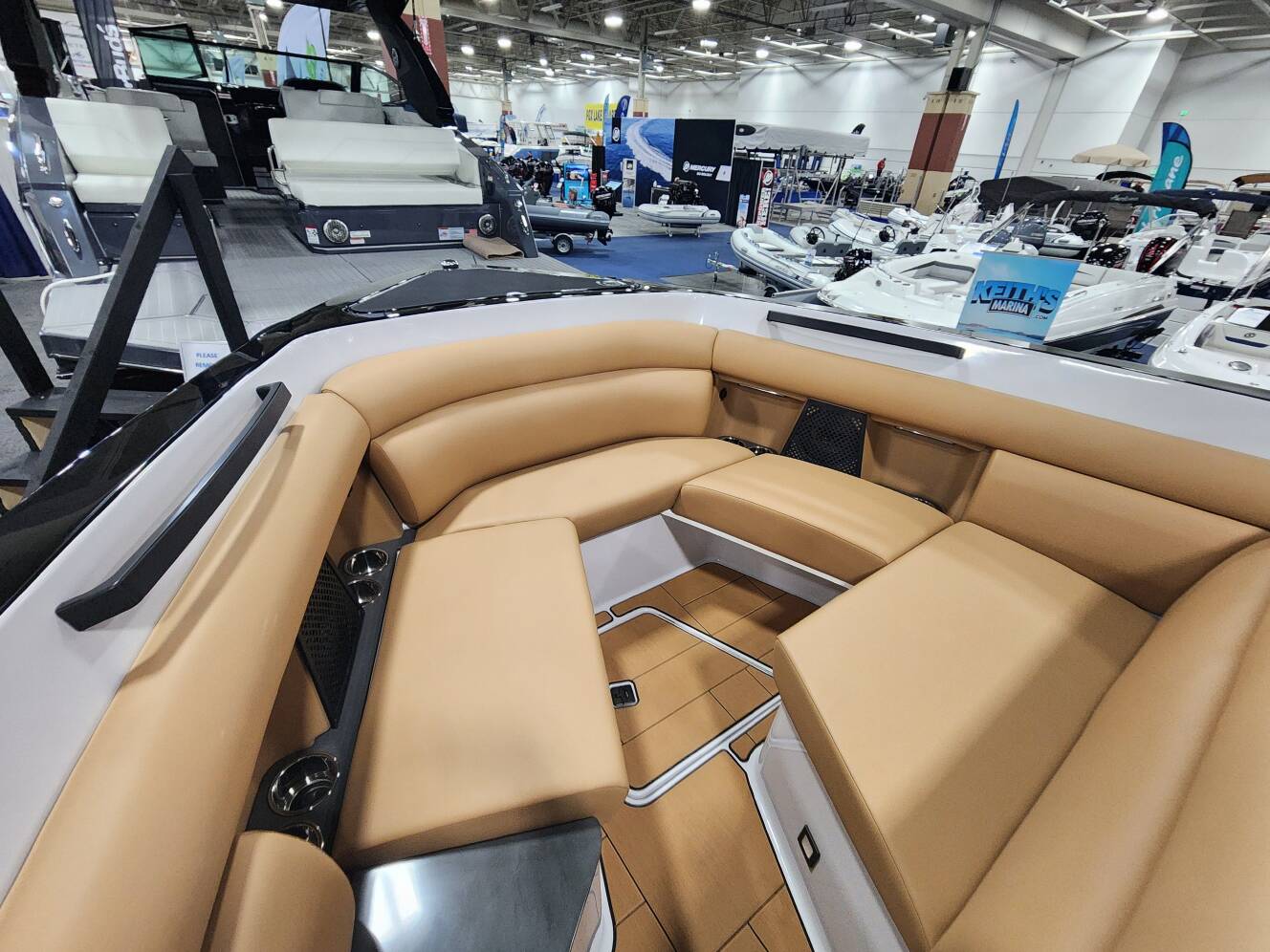 A photo of this 2024 Aviara AV32
