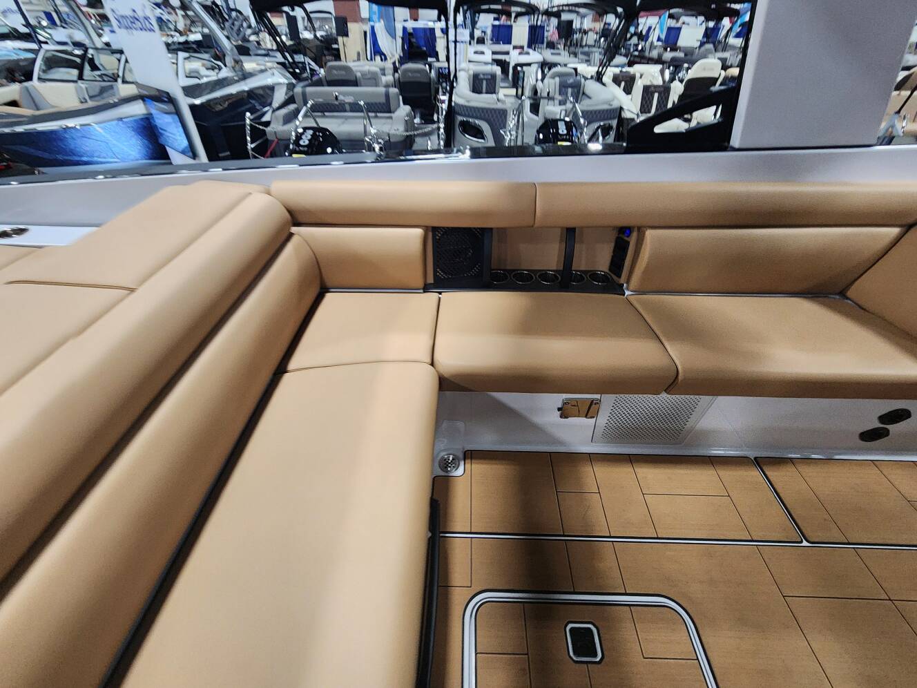 A photo of this 2024 Aviara AV32